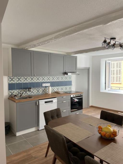 Grand Appartement Hyper Centre גראס מראה חיצוני תמונה